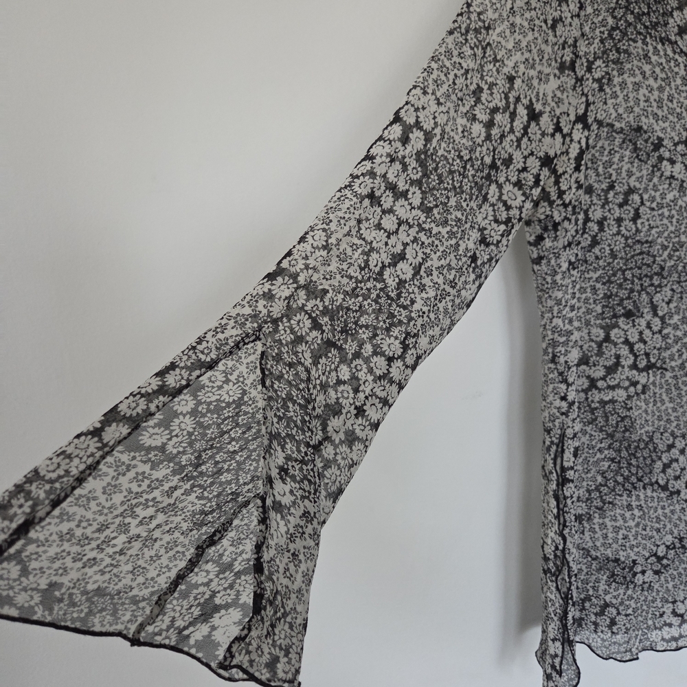 Allison Taylor 100% Silk Floral Blouse - Picture 2 of 7